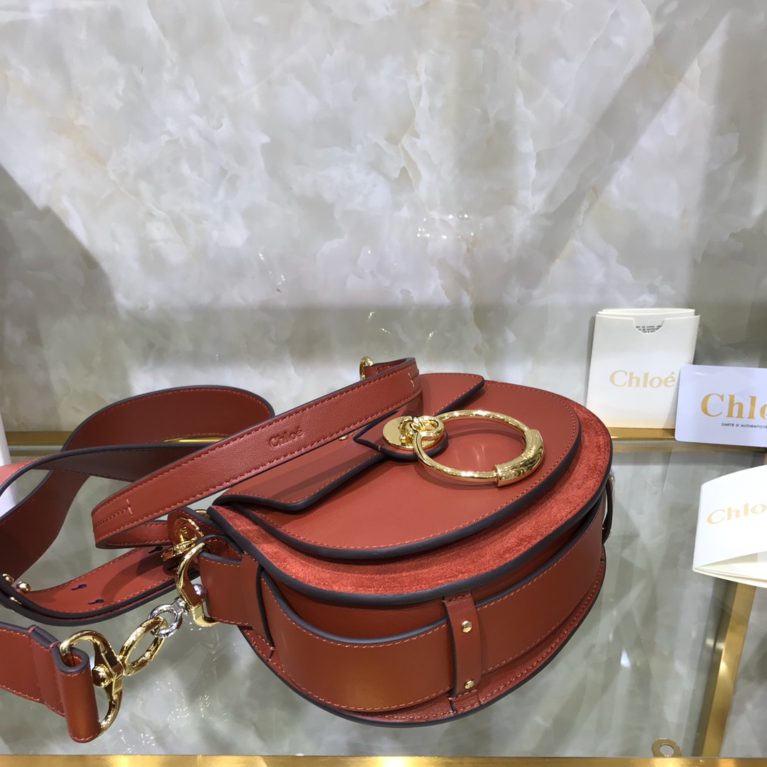 Chloe Big Tess Shoulder Bag In Bordeaux Shiny Calfskin Leather